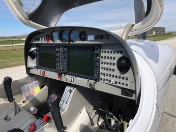Diamond Aircraft Cockpit