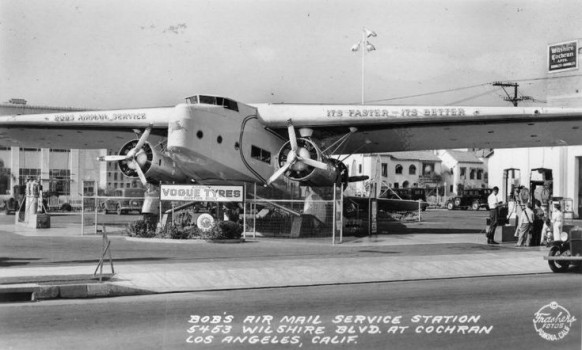 Fokker F-32 at Bob's Service Station Los Angeles