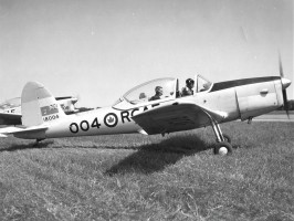 RCAF DHC-1 Chipmunk 004