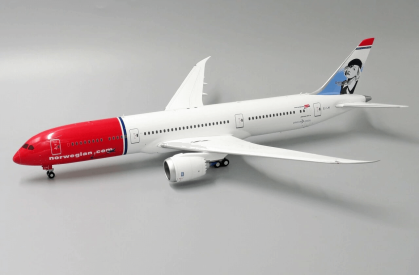 One of the fine models available from Threshold Aviation - The Greta Garbo B-787 of Norwegian Airlines