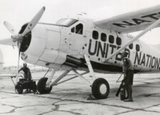 DHC-3 Otter (CC-123) A DHC-3 Otter (CC-123) of 115 Air Transport Unit ready for start-up at El Arish in the early 1960's